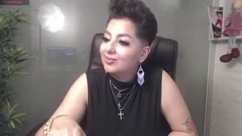         online show from December 3, 2024, 12:35 am