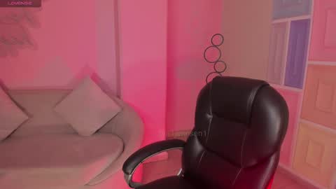 Alisson online show from November 29, 2025, 10:18 am