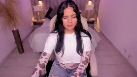 allyson_brownn online show from December 21, 2025, 11:39 am