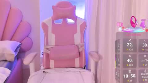 Allyson online show from November 21, 2025, 8:07 pm