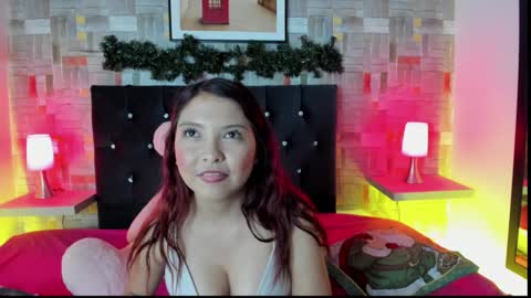 Allyson online show from December 6, 2024, 11:25 pm