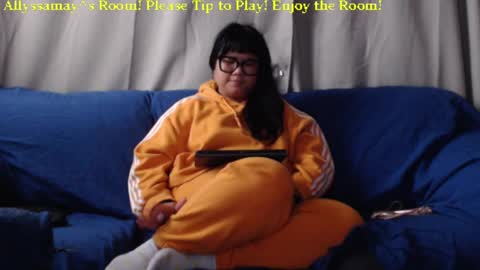 Allyssamay online show from December 13, 2024, 7:47 am