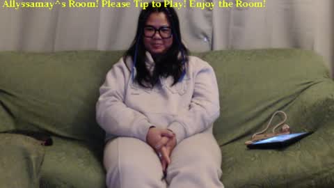 Allyssamay online show from January 1, 2025, 6:37 am