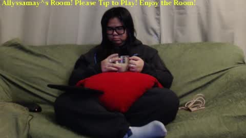 Allyssamay online show from January 13, 2025, 3:23 am