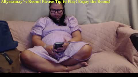 Allyssamay online show from June 18, 2026, 2:23 am