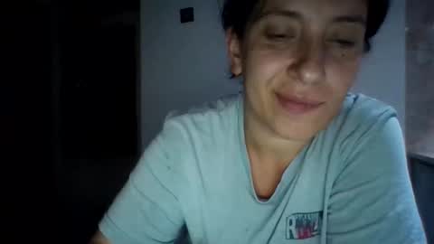 Snapshot of alma_amy chatting on September 23, 2025, 7:17 pm Alma online show from September 23, 2025, 7:17 pm