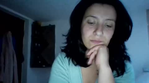 Snapshot of alma_amy chatting on October 26, 2025, 9:53 pm Alma online show from October 26, 2025, 9:53 pm