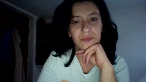 Snapshot of alma_amy chatting on October 27, 2025, 7:51 pm Alma online show from October 27, 2025, 7:51 pm