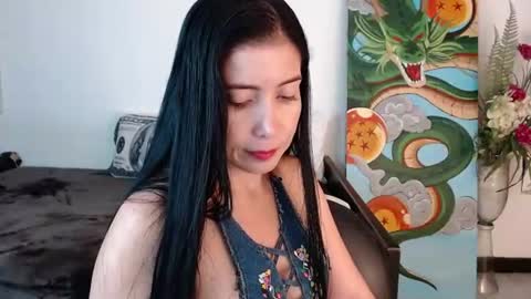 Snapshot of alma_art_ chatting on June 16, 2026, 10:56 pm alma_art_ online show from June 16, 2026, 10:56 pm