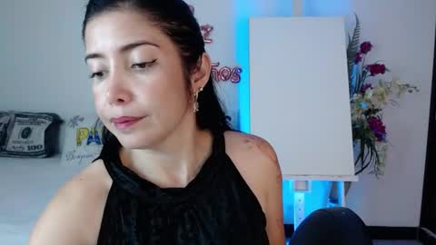 Snapshot of alma_art_ chatting on July 5, 2026, 11:56 pm alma_art_ online show from July 5, 2026, 11:56 pm