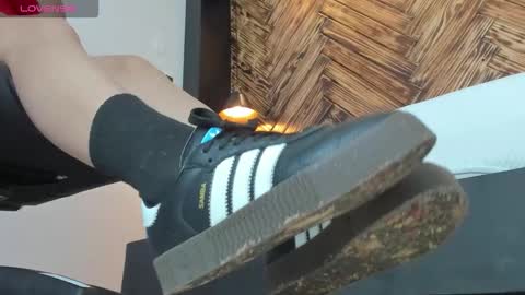 Snapshot of alma_fenix chatting on October 18, 2025, 12:24 am ALMA FENIX online show from October 18, 2025, 12:24 am