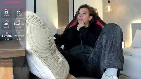 Snapshot of alma_fenix chatting on October 28, 2025, 12:52 pm ALMA FENIX online show from October 28, 2025, 12:52 pm