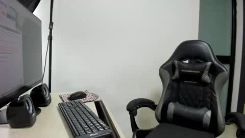 ALMA FENIX  online show from February 18, 2026, 12:34 pm