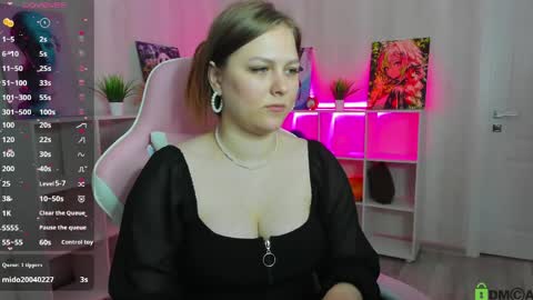 alma_jons online show from May 6, 2026, 12:41 am