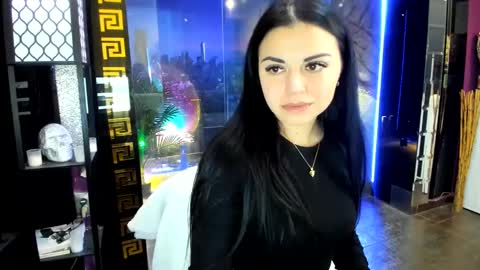 Snapshot of alma_pearl chatting on December 19, 2024, 11:07 am Alma online show from December 19, 2024, 11:07 am