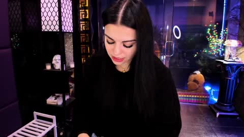 Snapshot of alma_pearl chatting on December 22, 2024, 9:44 am Alma online show from December 22, 2024, 9:44 am