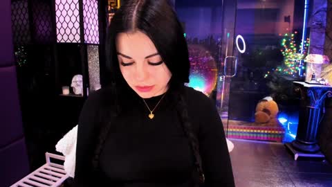 Snapshot of alma_pearl chatting on December 23, 2024, 8:55 am Alma online show from December 23, 2024, 8:55 am