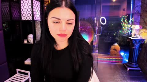 Snapshot of alma_pearl chatting on January 13, 2025, 11:52 am Alma online show from January 13, 2025, 11:52 am