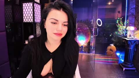 Snapshot of alma_pearl chatting on January 18, 2025, 10:17 am Alma online show from January 18, 2025, 10:17 am