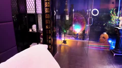 Snapshot of alma_pearl chatting on February 23, 2025, 2:14 pm Alma online show from February 23, 2025, 2:14 pm