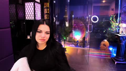 Snapshot of alma_pearl chatting on February 26, 2025, 7:31 am Alma online show from February 26, 2025, 7:31 am