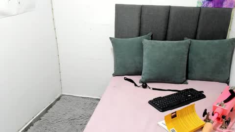 Snapshot of almaa__ chatting on January 13, 2025, 10:56 pm Alma online show from January 13, 2025, 10:56 pm