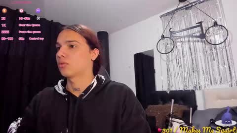 Santy online show from November 27, 2025, 8:22 pm