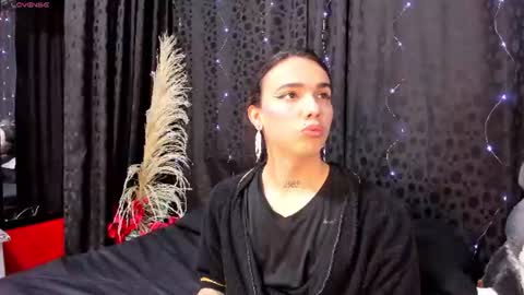 Santy online show from June 15, 2026, 4:04 am