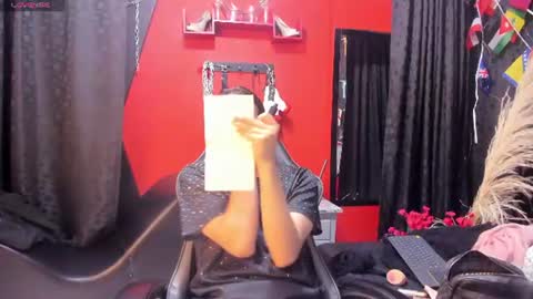 Snapshot of almazz_ chatting on July 4, 2026, 10:38 pm Santy online show from July 4, 2026, 10:38 pm