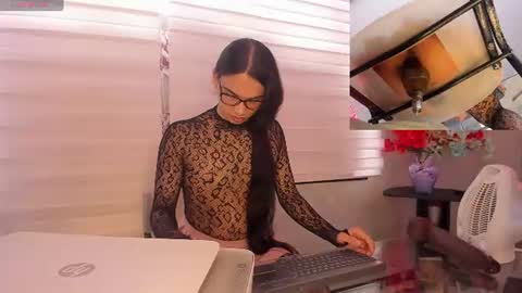 Snapshot of almazz_ chatting on July 30, 2026, 9:14 pm Santy online show from July 30, 2026, 9:14 pm