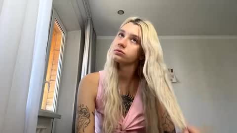 Arina online show from September 11, 2025, 9:20 am
