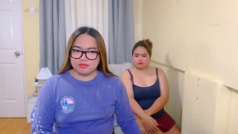 Almira online show from April 23, 2026, 2:13 am