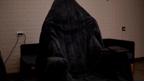 AlmostDerekSunset online show from February 11, 2025, 6:30 am