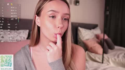 Lia online show from January 16, 2026, 1:31 am