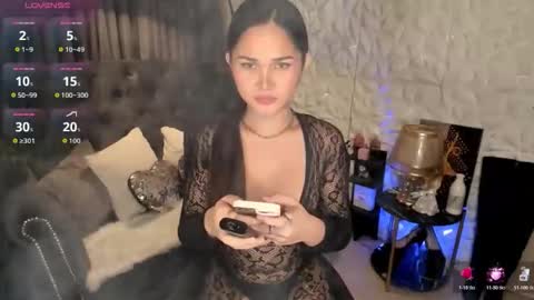 Snapshot of alodialuxts chatting on November 15, 2025, 10:12 am alodialuxts online show from November 15, 2025, 10:12 am