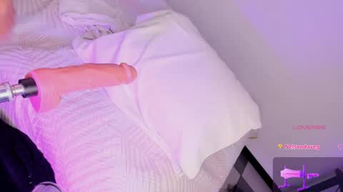 ALONDRAMILF online show from July 30, 2026, 3:16 am