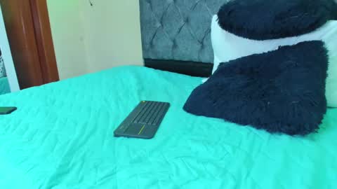 Alondra gomez online show from January 23, 2025, 3:54 pm