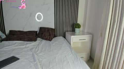 ALONDRA CUTE online show from April 26, 2026, 4:43 am