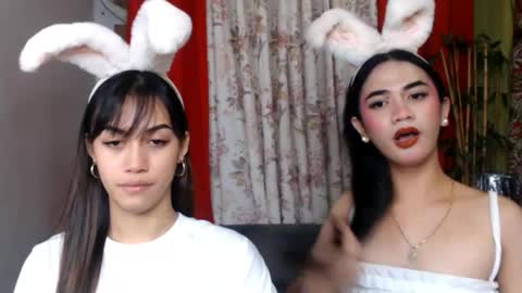 Alondra online show from May 3, 2026, 1:28 pm