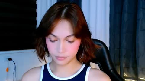 Alondra online show from July 4, 2026, 7:58 am