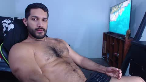 Snapshot of alonxoo chatting on December 10, 2024, 2:16 am alonxoo online show from December 10, 2024, 2:16 am