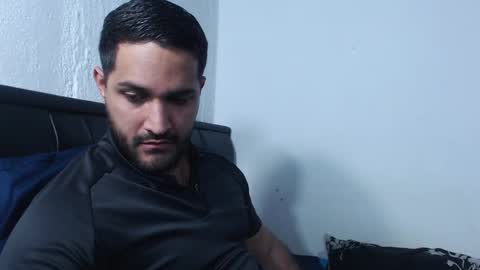 alonxoo online show from December 13, 2025, 9:09 pm