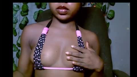 Snapshot of alosexy_bae chatting on March 21, 2026, 7:50 pm alo online show from March 21, 2026, 7:50 pm