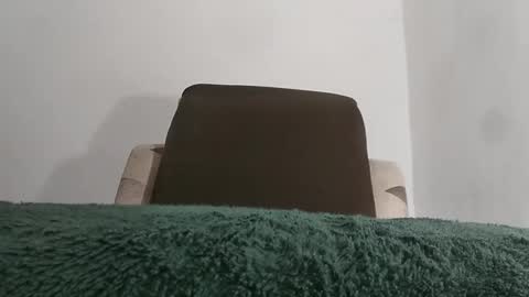 alotofcream4u online show from January 14, 2026, 4:51 am