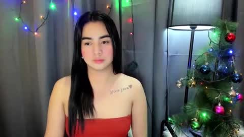 alovelydollnica online show from December 9, 2024, 6:46 pm