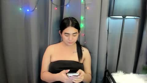 alovelydollnica online show from December 10, 2024, 10:37 pm