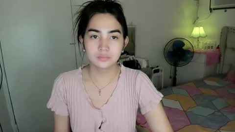 alovelydollnica online show from May 8, 2026, 3:12 am