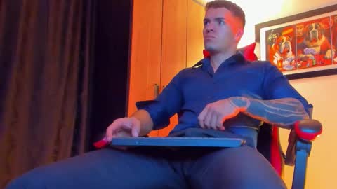 alpha_dominus_ online show from January 7, 2026, 4:15 am