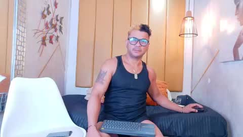 Snapshot of alpha_kong chatting on October 7, 2025, 12:30 am Alpha online show from October 7, 2025, 12:30 am