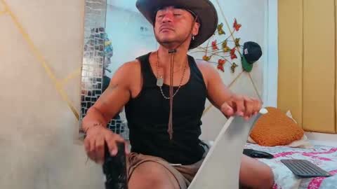 Snapshot of alpha_kong chatting on October 15, 2025, 1:06 am Alpha online show from October 15, 2025, 1:06 am